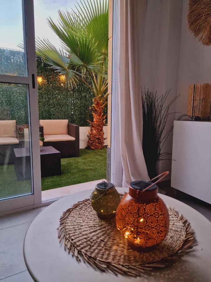Precioso Bajo Con Jardin En Vera Luaran gambar
