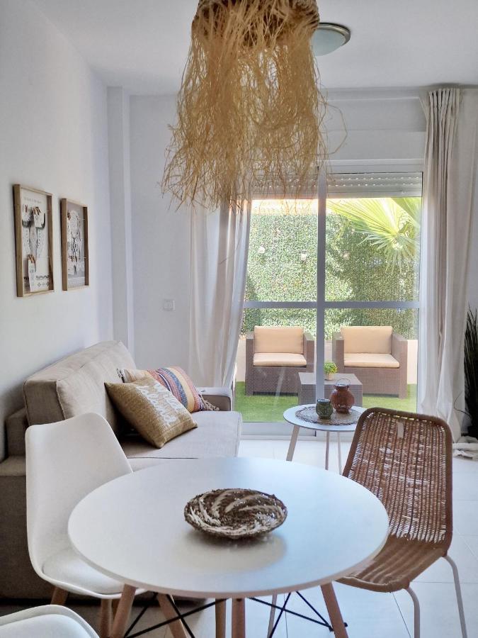 Precioso Bajo Con Jardin En Vera Luaran gambar